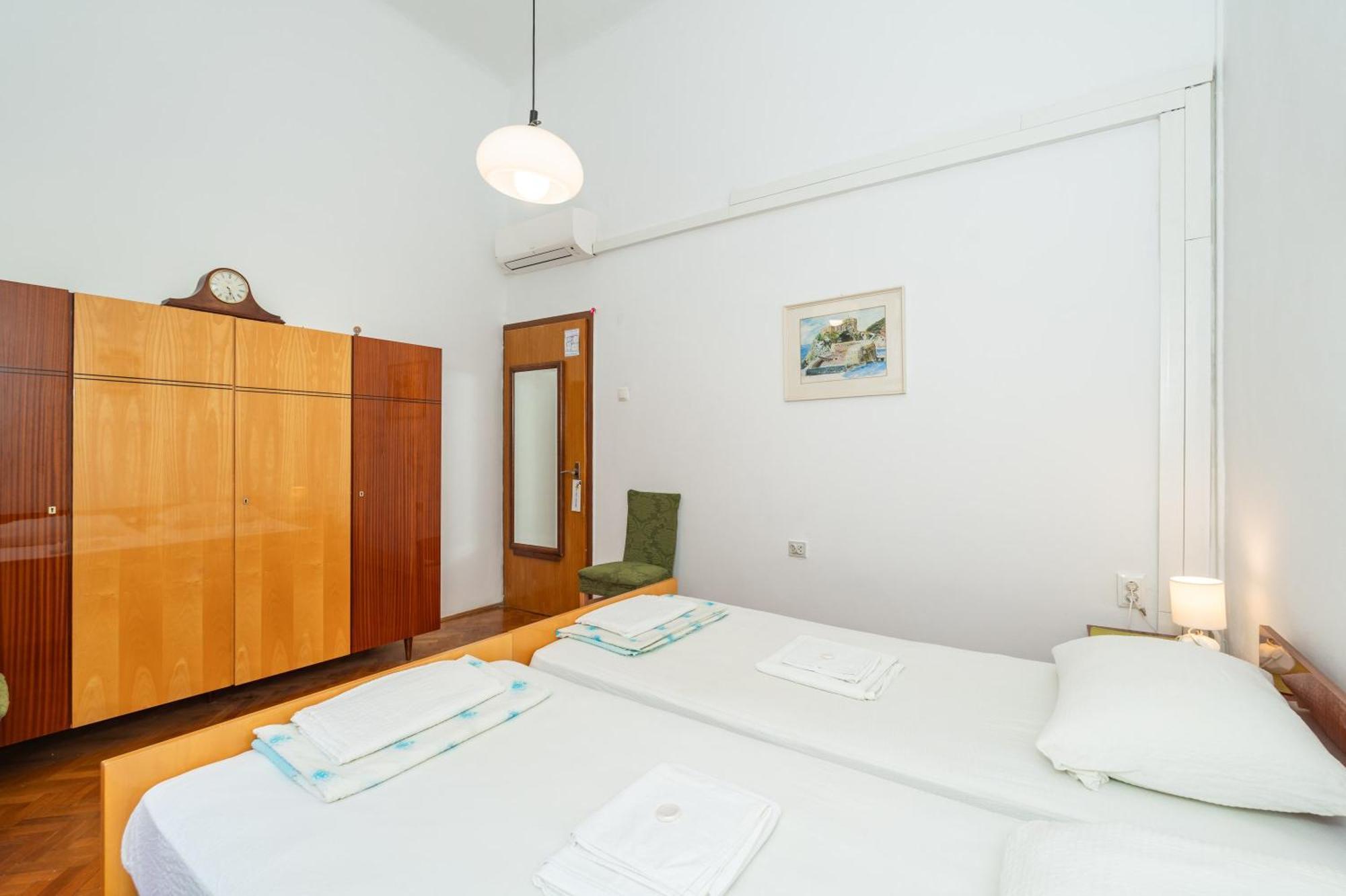 Two Stars Two Beds Downtown * Dubrovnik